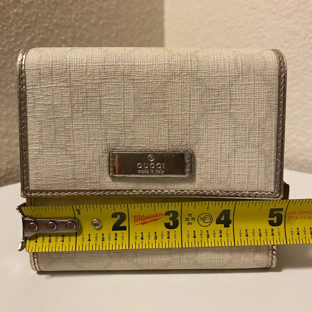 Gucci Beige Monogram Small Fold Wallet with Metallic Trim - Picture 15 of 16